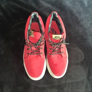 Nike Toki Nd Red (Size 10)
